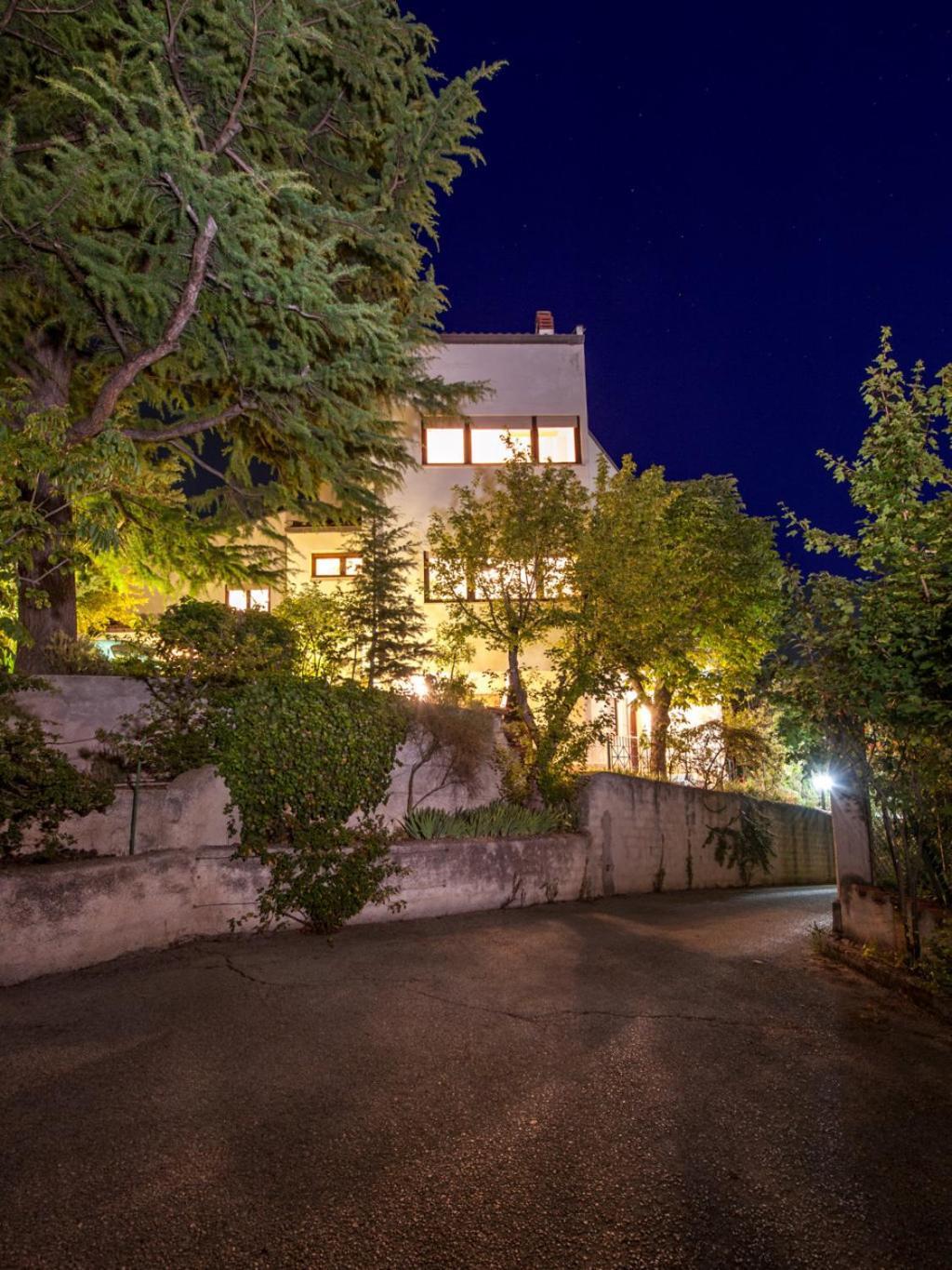 A Casa Di Galdino E Vittorianna Apartment L'Aquila Exterior photo