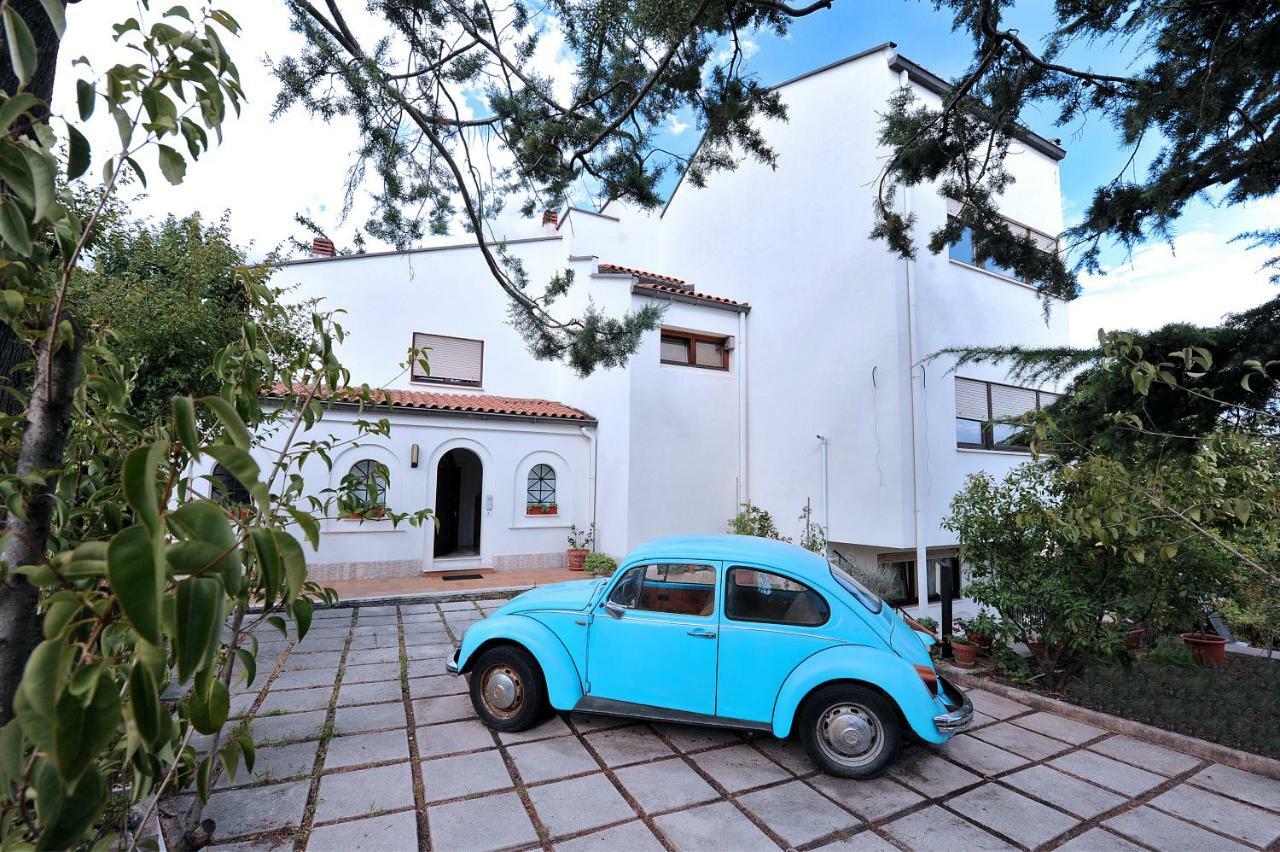 A Casa Di Galdino E Vittorianna Apartment L'Aquila Exterior photo