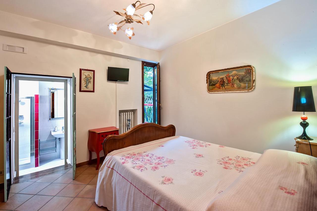 A Casa Di Galdino E Vittorianna Apartment L'Aquila Exterior photo